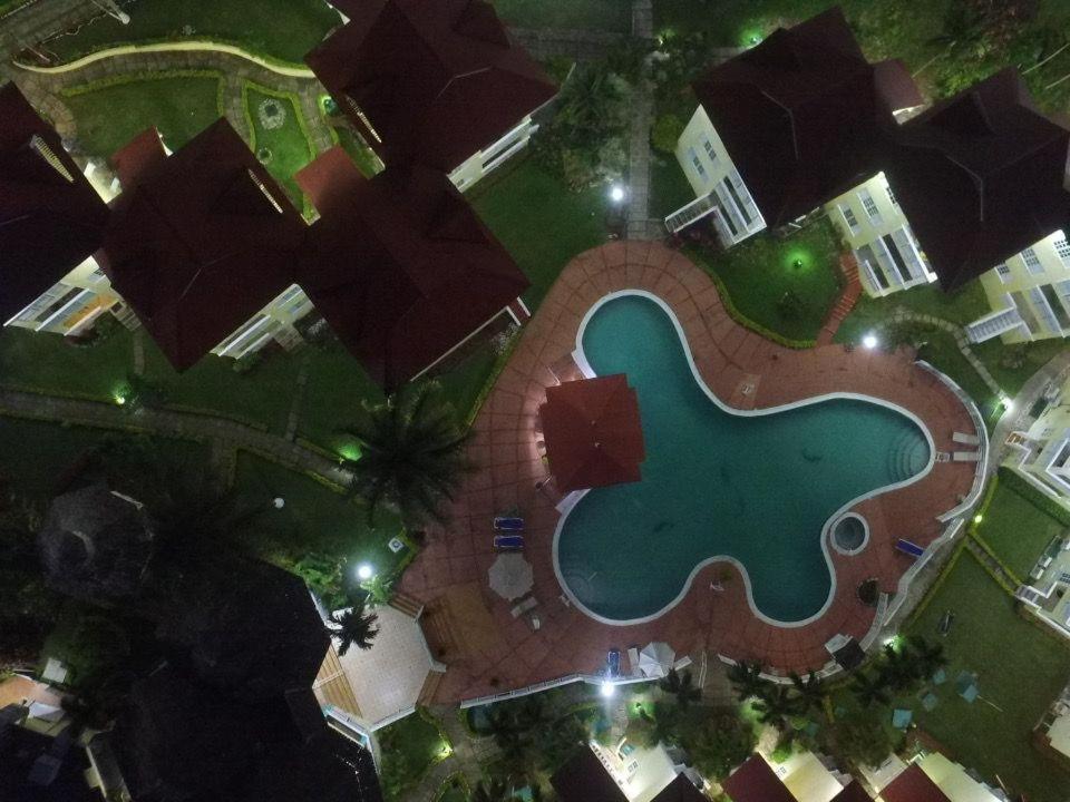 River Side Apt 9 @ Mystic Ridge. Ocho Rios Exterior foto
