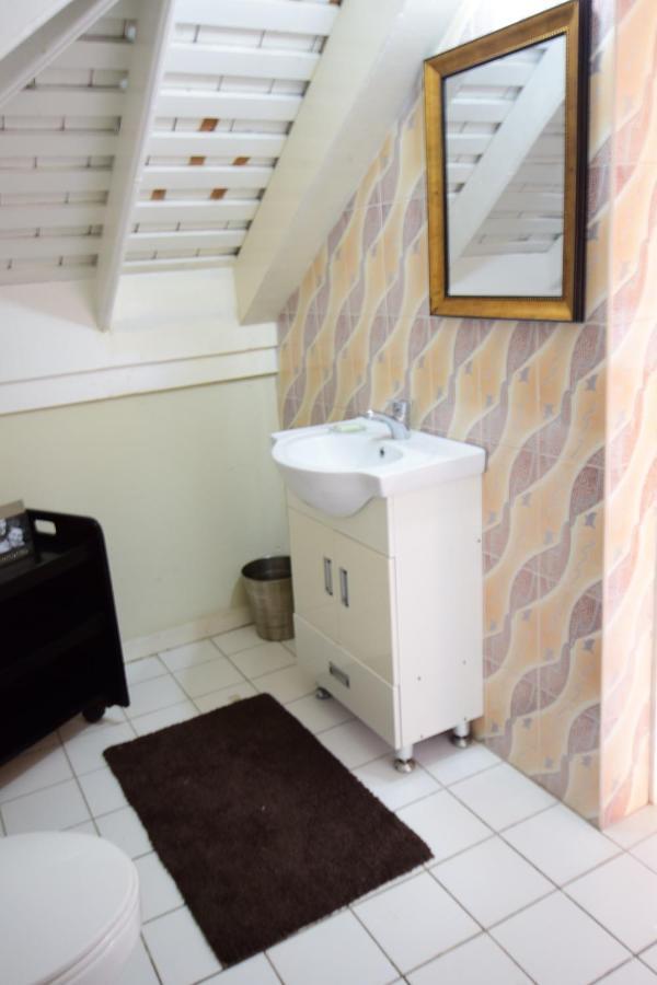 River Side Apt 9 @ Mystic Ridge. Ocho Rios Exterior foto